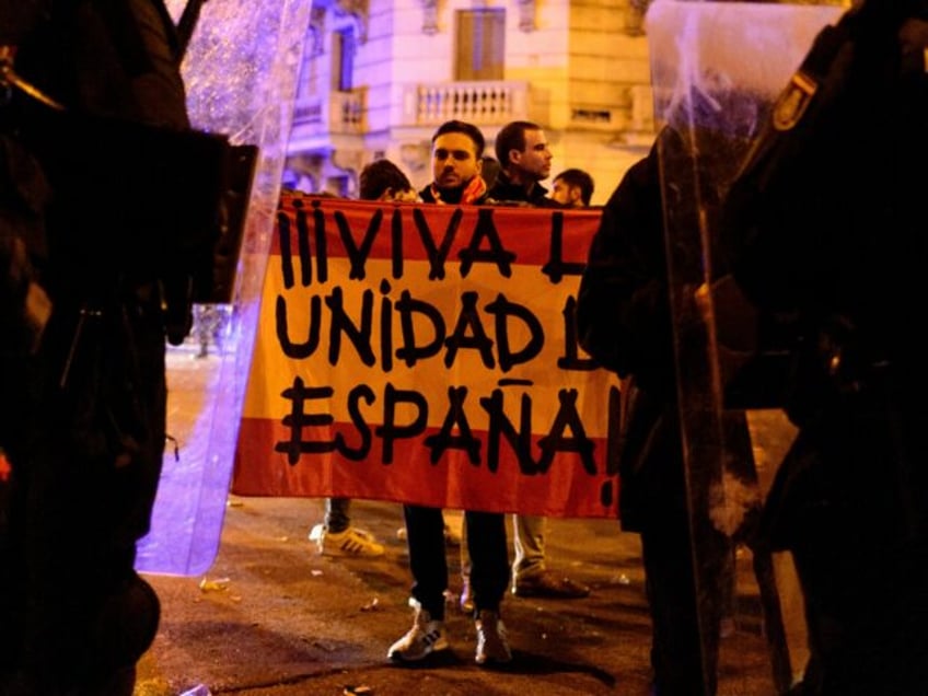 millions of spaniards take to the streets against socialist amnesty for violent secessionists