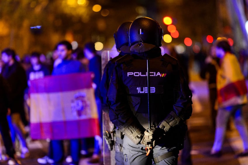 millions of spaniards take to the streets against socialist amnesty for violent secessionists