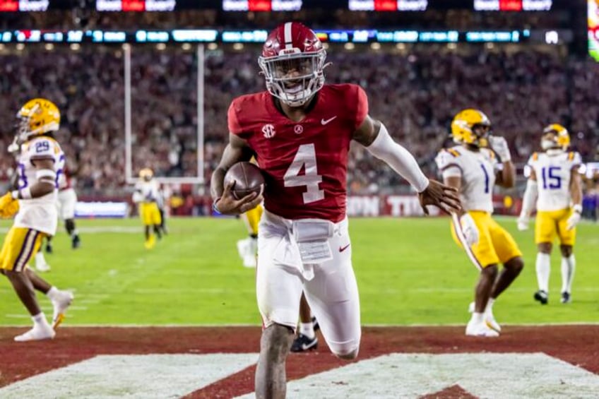 milroe runs passes no 8 alabama to 42 28 victory over no 13 lsu daniels leaves with injury