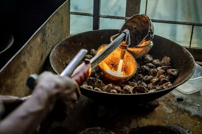 minerals in hand africas trade envoys head for the us