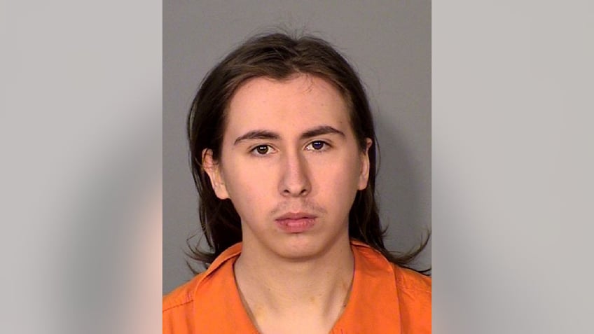 minnesota 19 year old accused of holding girlfriend captive in university dorm room torturing her for days