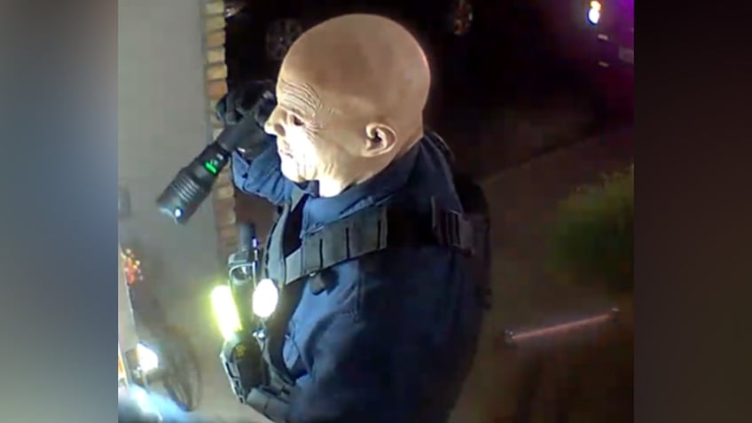 Minnesota lawmaker killer dressed like a police officer