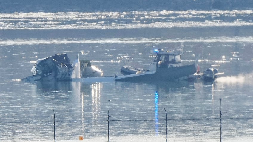 Potomac River wreckage