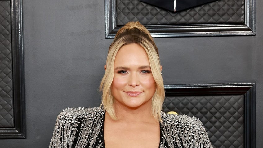 miranda lambert unapologetic as she breaks silence on controversial concert selfie video