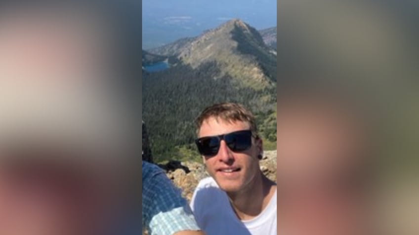 missing colorado hikers car found near national park peak