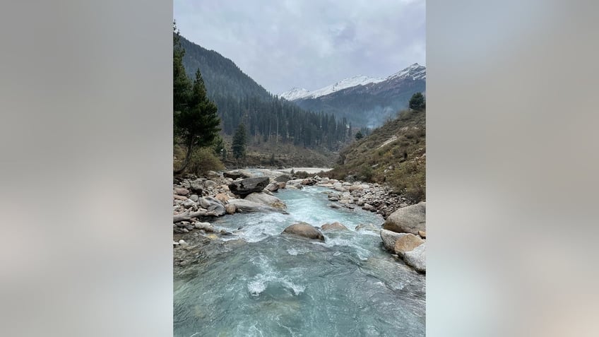 Scenic view of the Parvati river