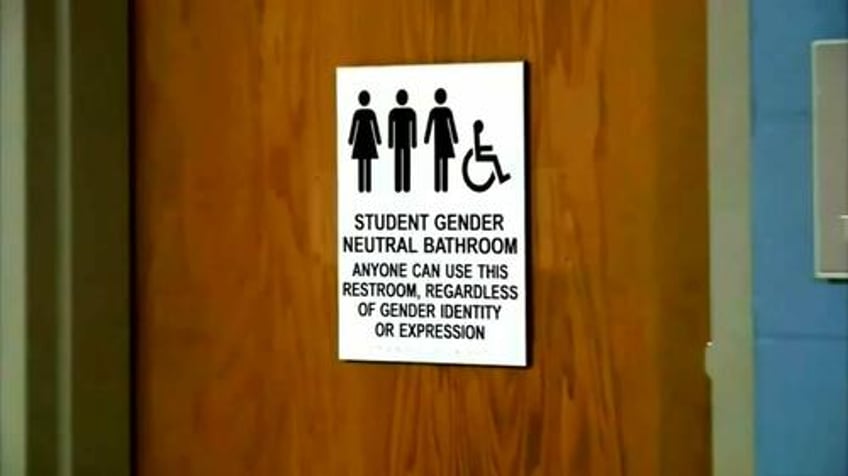 mississippi passes law banning trans friendly bathroom policies in public schools