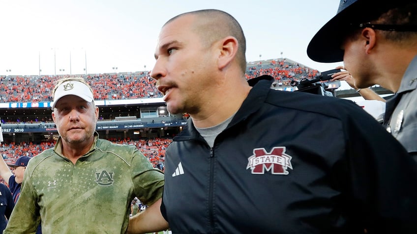 mississippi state fires 1st year football coach zach arnett