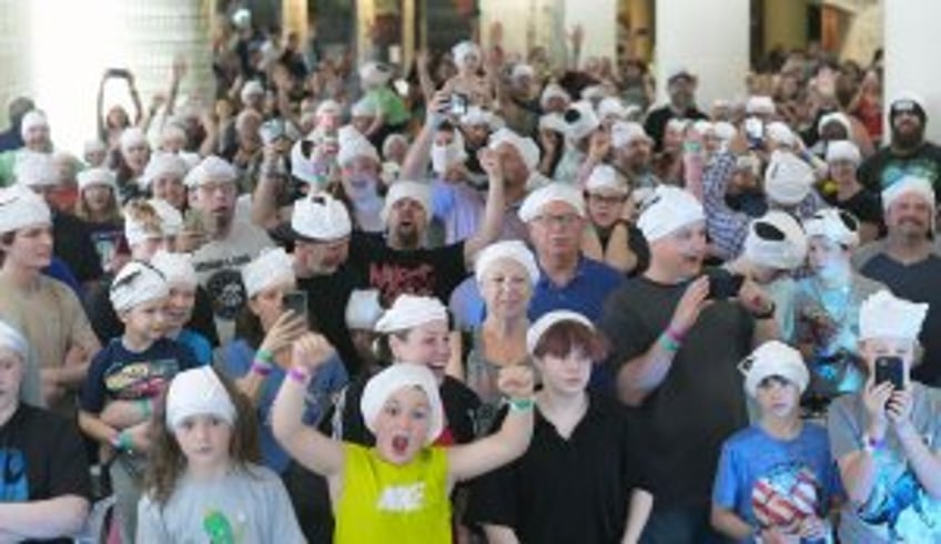 Missouri museum takes world record for wearing underwear as hats