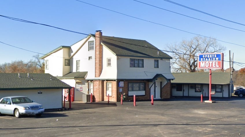 The Sports Stadium Motel in Independence