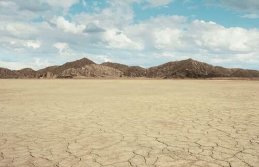 mit invents bubble wrap that pulls fresh water from the aireven in the driest places in the world