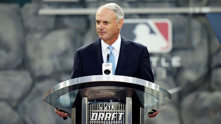 Rob Manfred at the MLB Draft