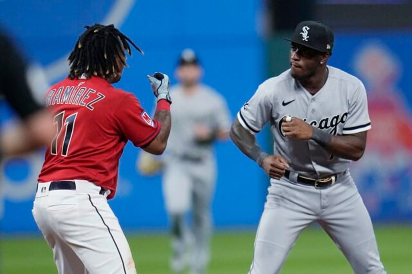 mlb suspends chicagos tim anderson 6 games clevelands jose ramirez 3 for fighting