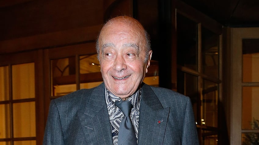 mohamed al fayed father of princess dianas boyfriend dodi dead at 94