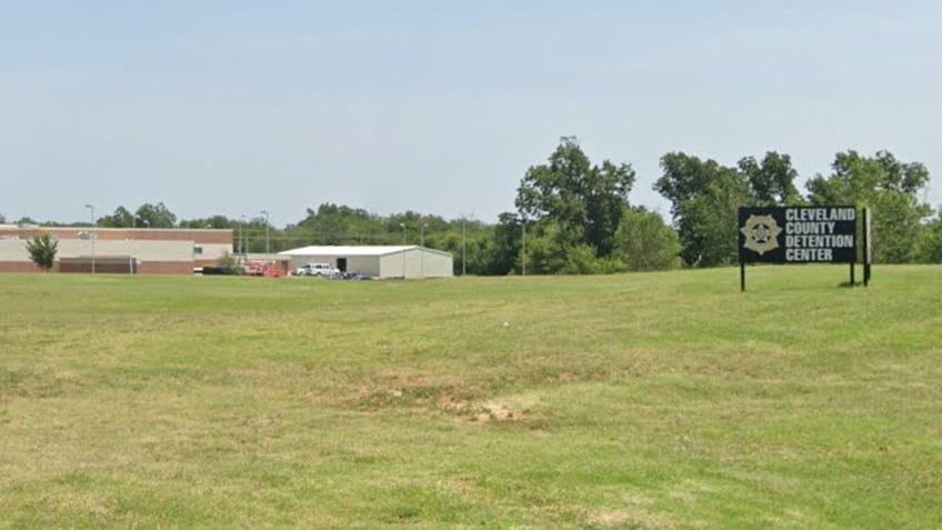 Oklahoma county jail seen from road in Google Maps photo