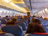Mom tries sneaky airline seat hack, plus Gen Z's payment habit 'annoys' bartenders