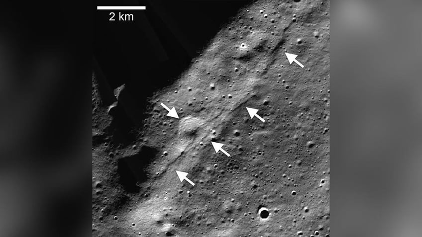 Faults on the moon