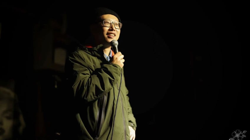 more chinese expats are trying standup comedy while avoiding political red lines