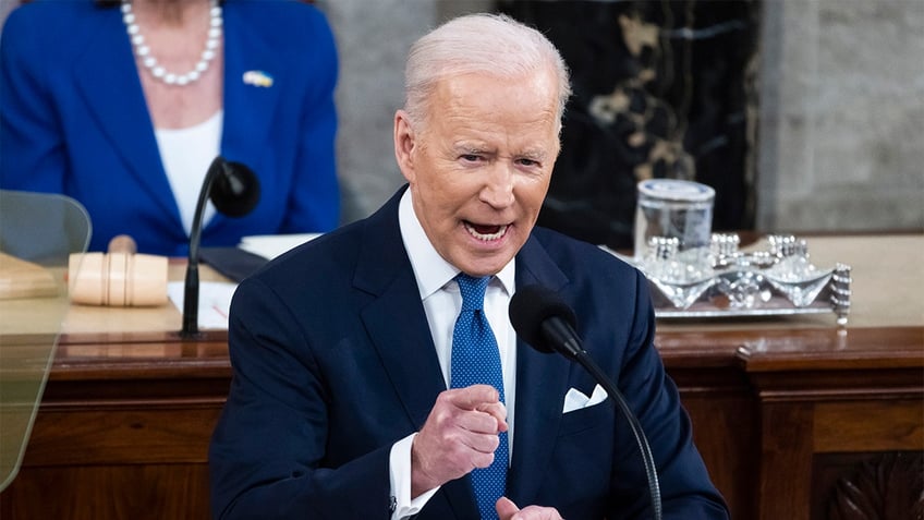 most federal government employees continue remote work contradicting biden pledge