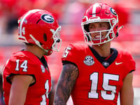 Mothers of Georgia quarterbacks share emotional moment after Carson Beck's injury: 'We got this'