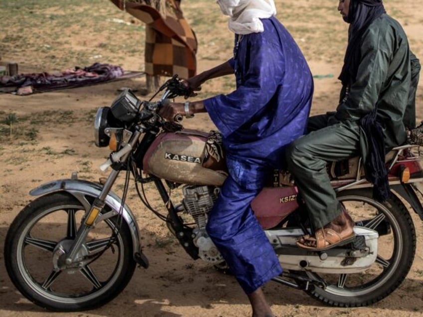 motorcycle gunmen kidnap 150 villagers in nigeria over unpaid tax