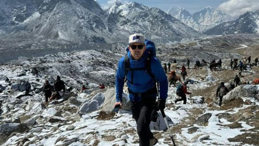 Dan Paterson climbing