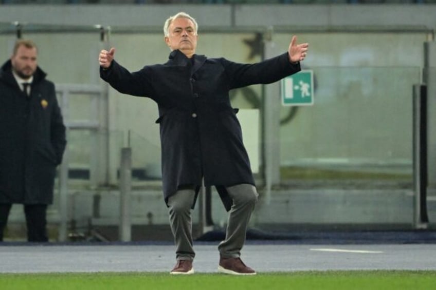 Roma's coach Jose Mourinho hopes his side can beat Juventus for a second successive high profile Serie A win