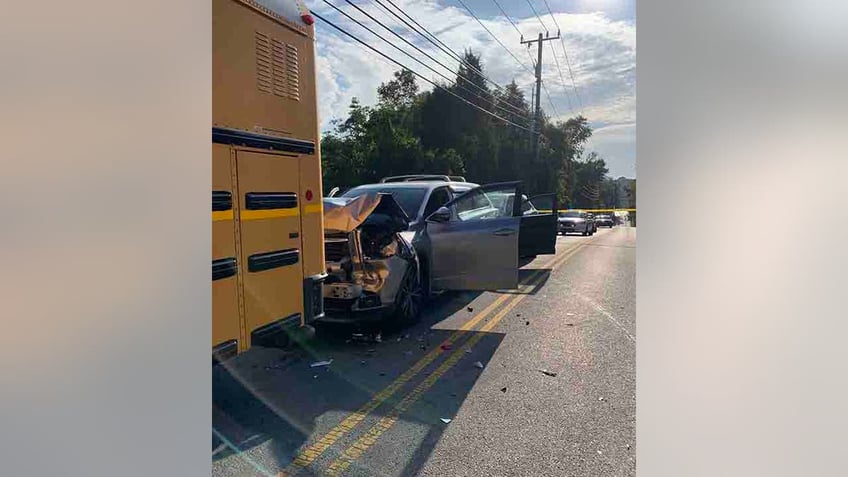 multivehicle crash involving school bus in nashville injures 3 kids 3 adults