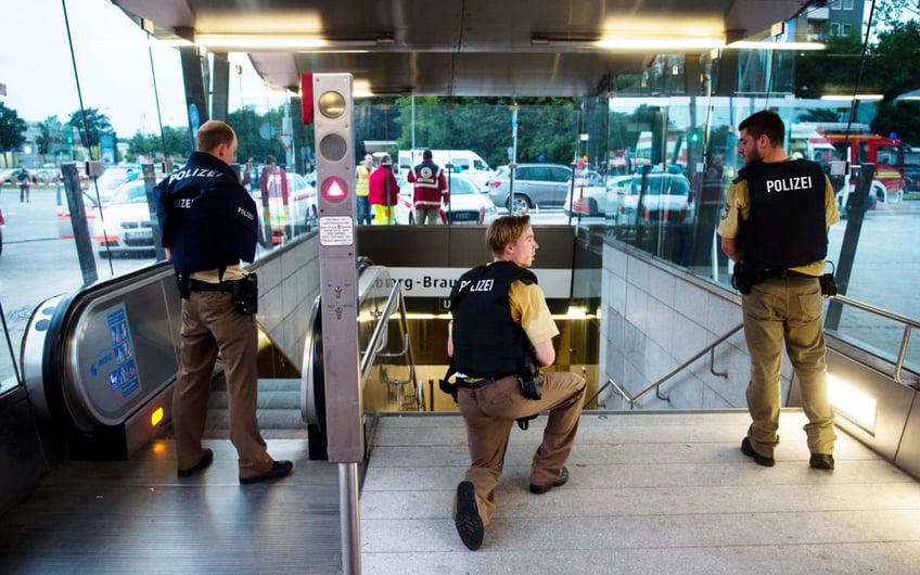 munich attack 18 year old german iranian dual citizen kills 9 at mcdonalds mall