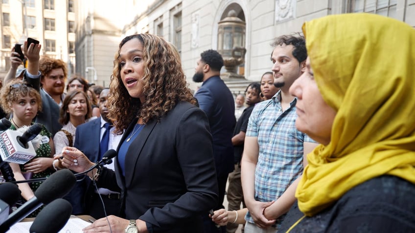 Marilyn Mosby speaks to reporters