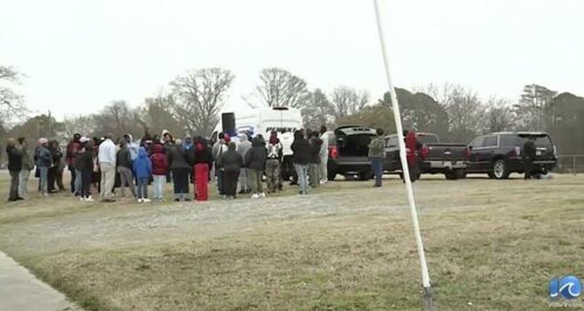 naacp backs high school runner who bashed competitor in head with baton