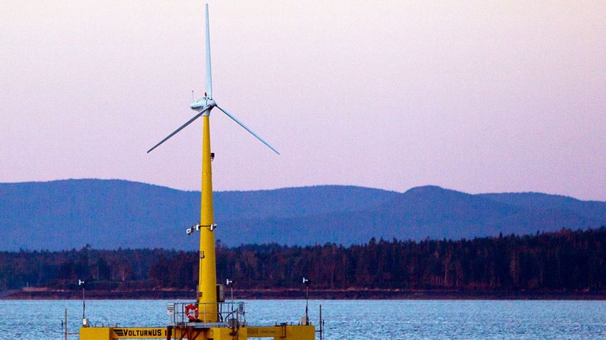 Offshore wind turbine