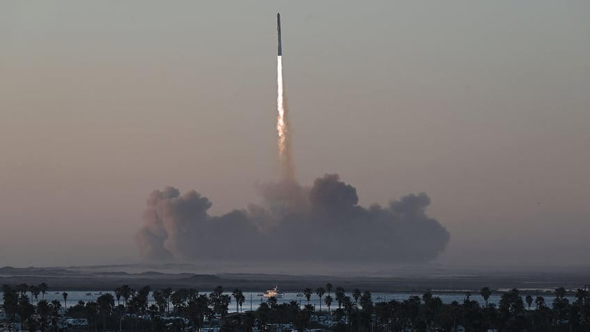 Space X Starship launch