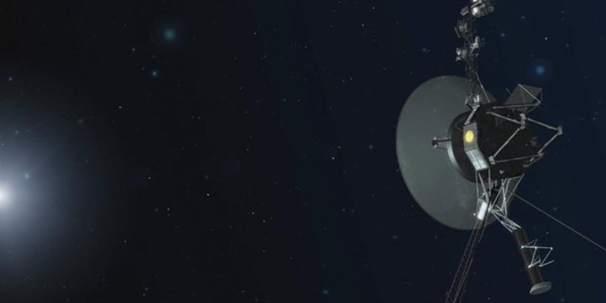 nasa hears voyager 2 heartbeat after accidentally cutting off communication