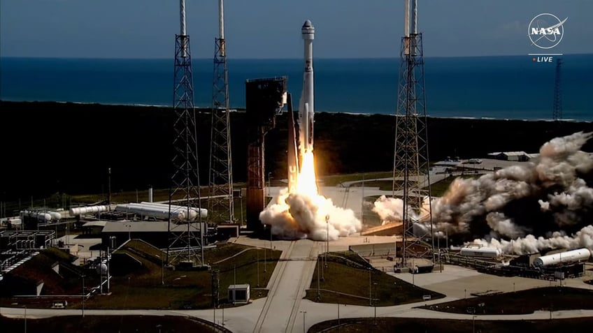 Starliner, a Boeing creation as part of its private-public partnership with NASA, takes off on June 5, 2024, for the first time with a manned crew.