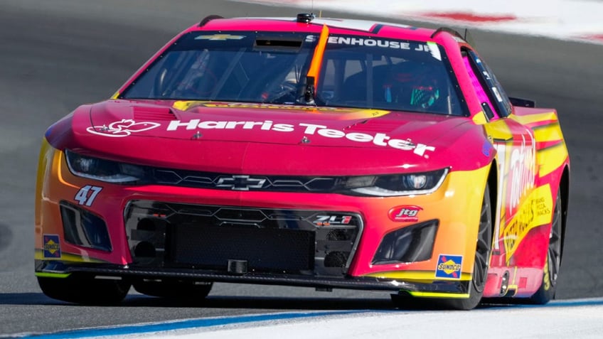 nascar driver ricky stenhouse jr flees as car fills with smoke