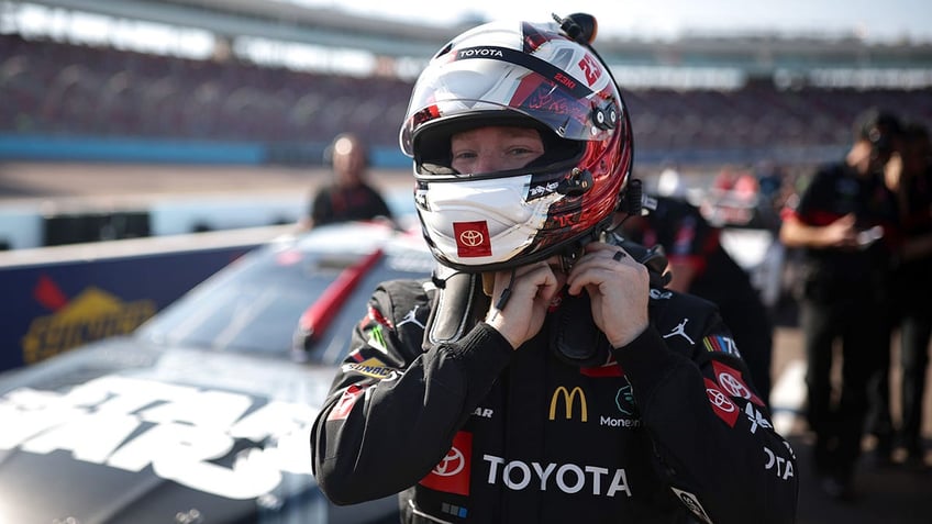 Tyler Reddick gears up