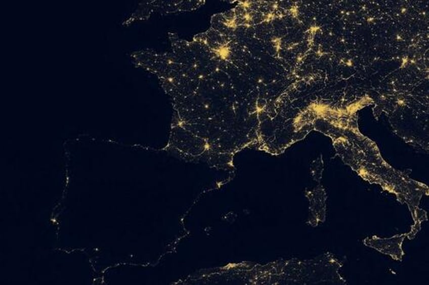 natgas generators rescued spain from net zero death after power collapse 