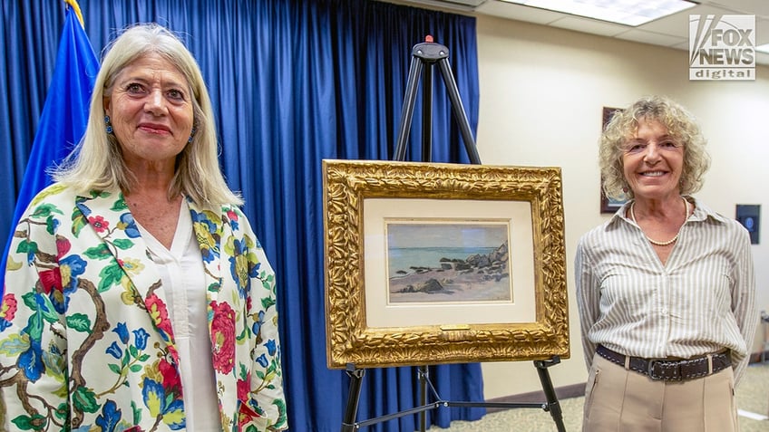 Françoise Parlagi and Helen Lowe with "Bord de Mer"