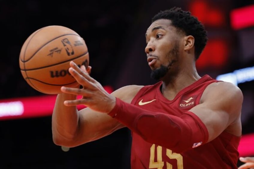 Donovan Mitchell of the Cleveland Cavaliers will miss at least a week of the NBA season af