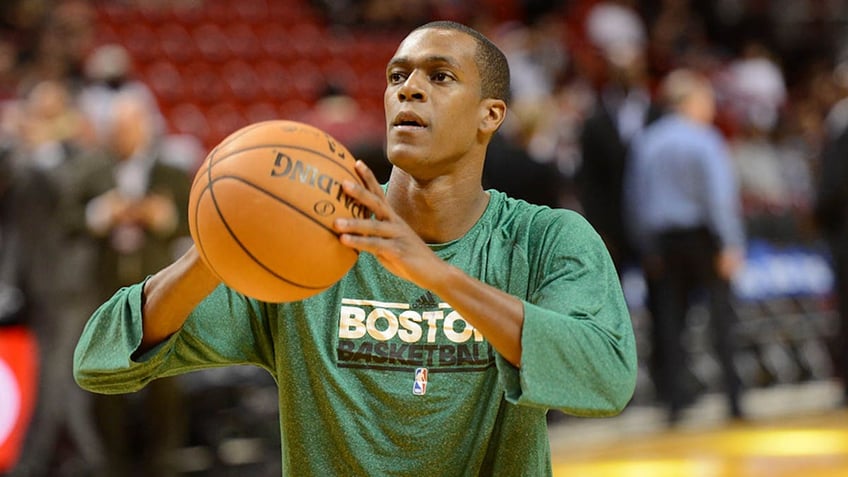 Rajon Rondo vs Heat