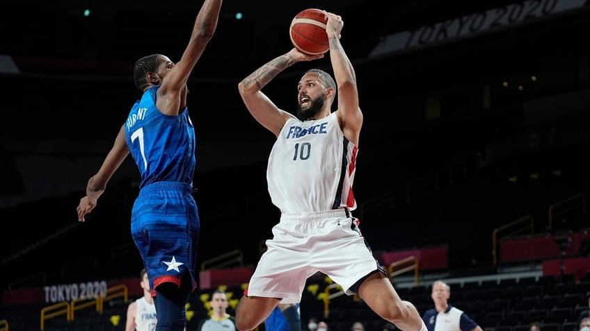 Evan Fournier against the U.S.