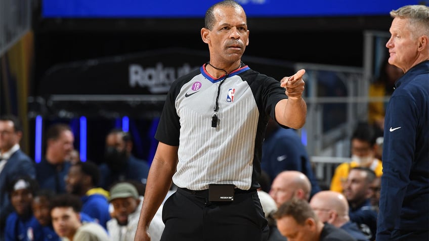 nba referee eric lewis announces retirement ending probe into social media burner account