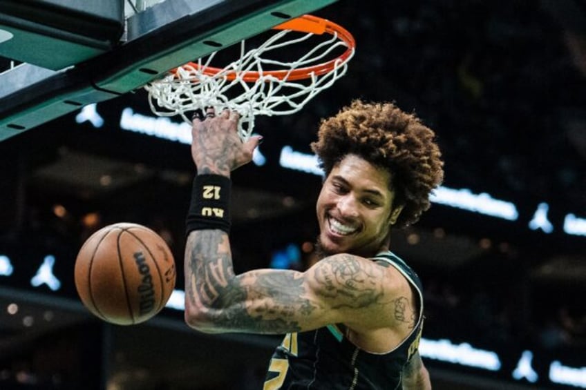 nba sixers sign oubre off career best scoring season