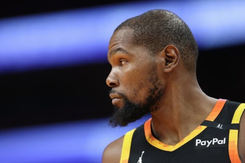 Phoenix Suns forward Kevin Durant reportedly will miss at least the next week of the NBA s