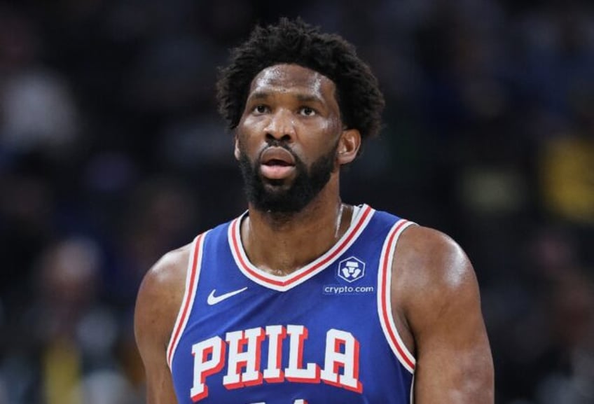 Joel Embiid of the Philadelphia 76ers, the NBA scoring leader, will undergo a left knee injury repair procedure this week that is expected to result in an extended absence for the Cameroonian star center