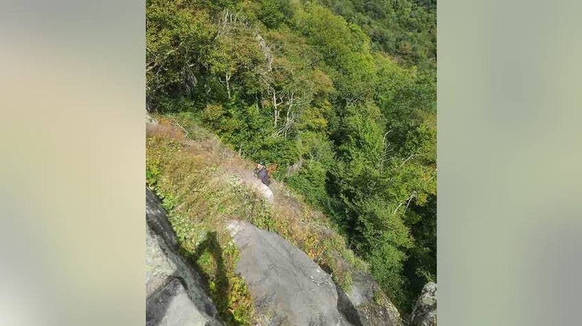 nc hiker falls 150 feet to death from waterfall overlook