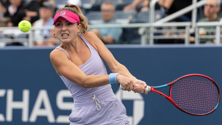 ncaa tennis star fiona crawley upset over inability to collect us open prize money