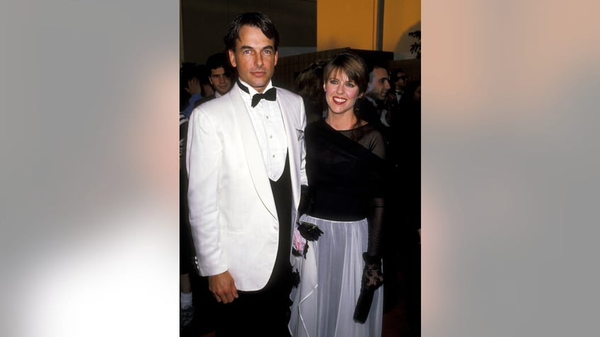 ncis star mark harmon credits making a cold call for 36 year marriage to mork mindy star pam dawber