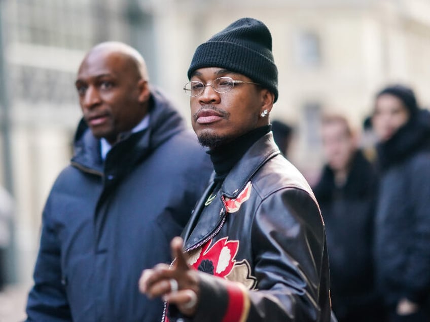 ne yo bashes parents who transition kids forgotten their roles update singer caves apologizes